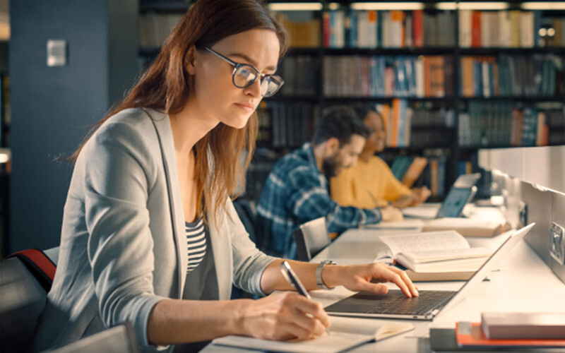 Academia-img